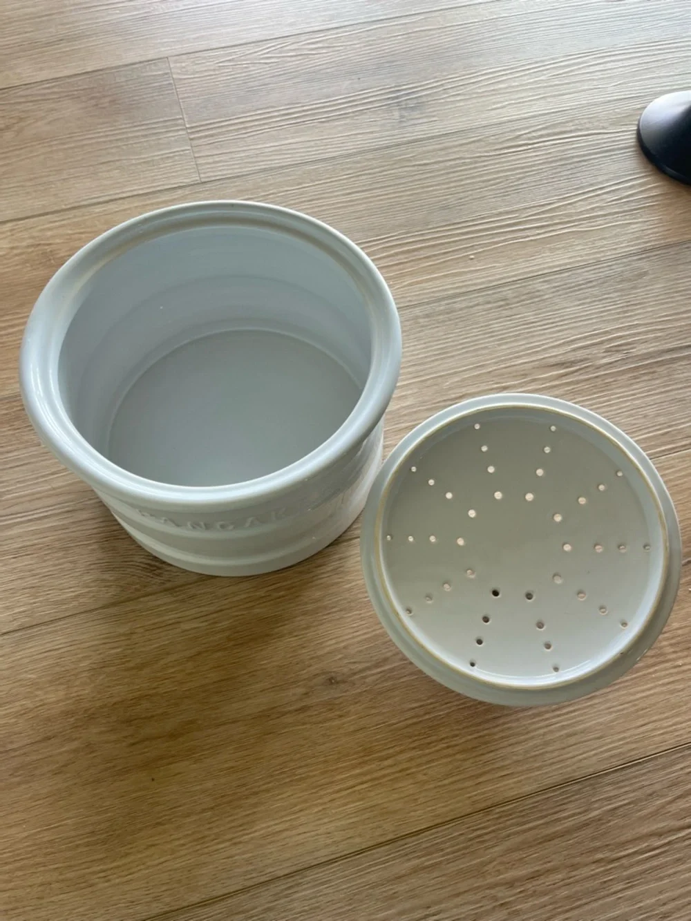 Williams Sonoma Ceramic Pancake Warmer